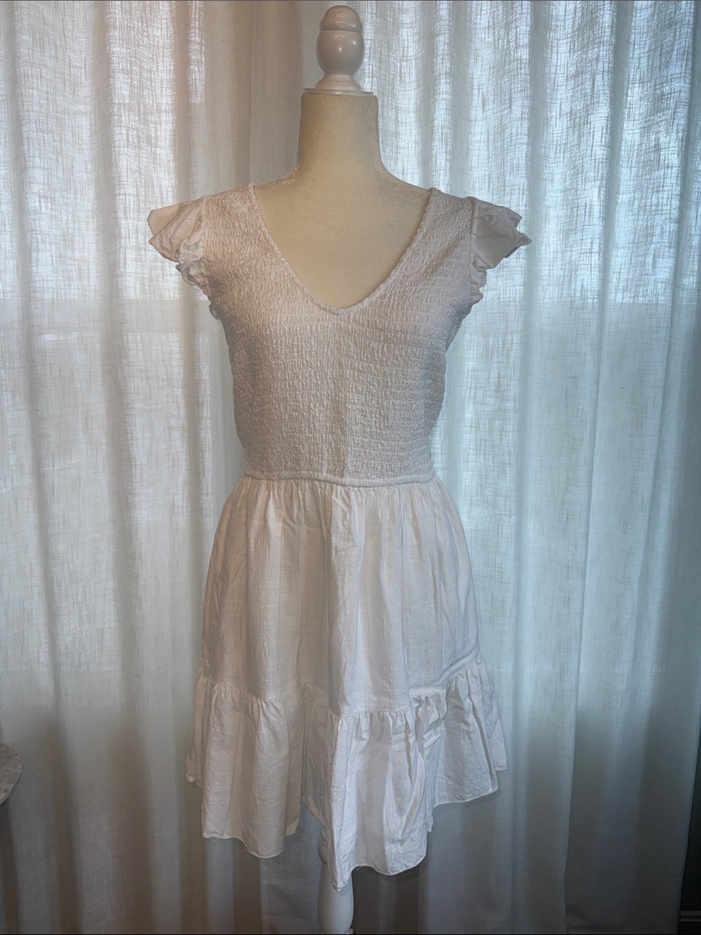 Universal Thread White Smocked V-Neck Ruffle Sleeve Dress